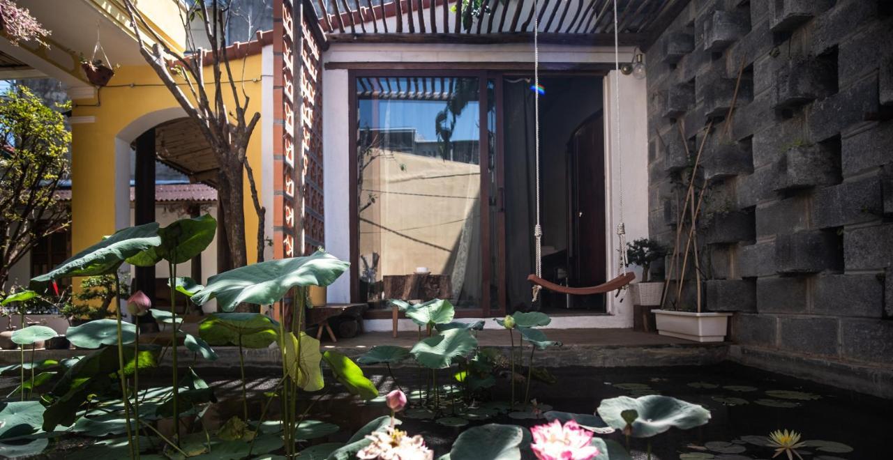 Leranda Homestay Hue Esterno foto