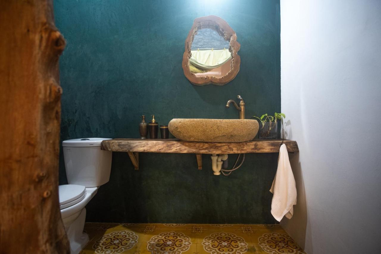 Leranda Homestay Hue Esterno foto