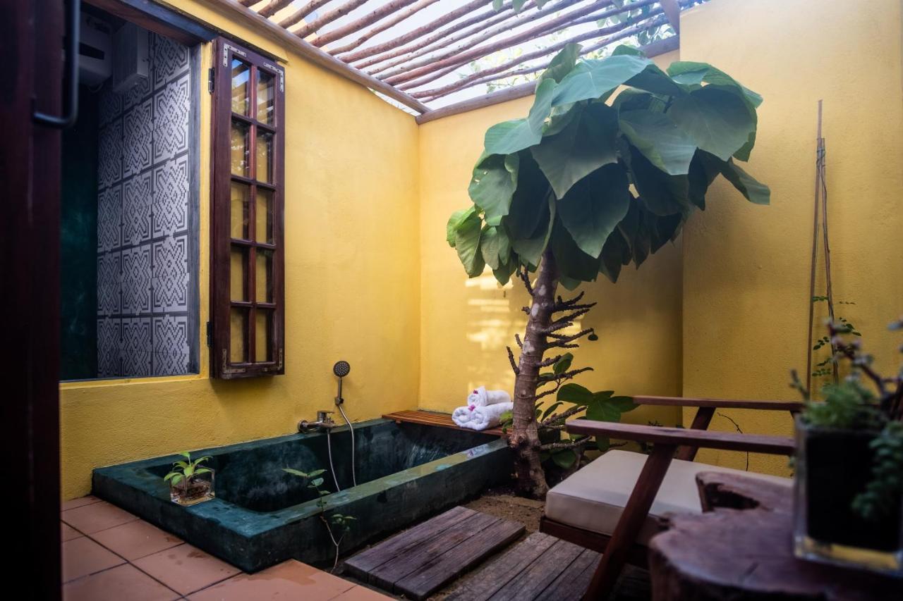Leranda Homestay Hue Esterno foto