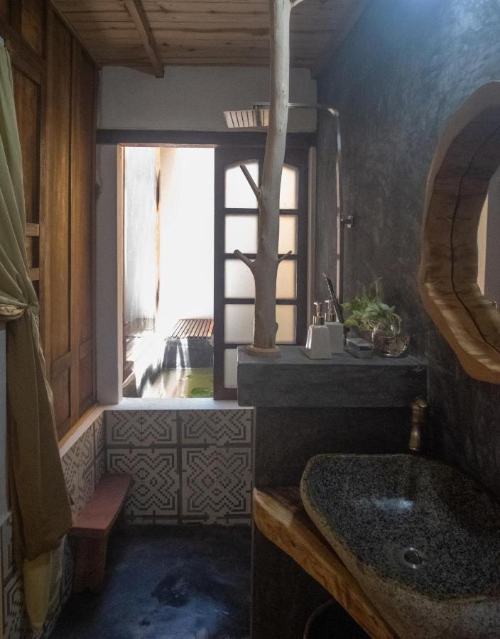 Leranda Homestay Hue Esterno foto