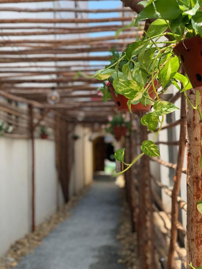 Leranda Homestay Hue Esterno foto