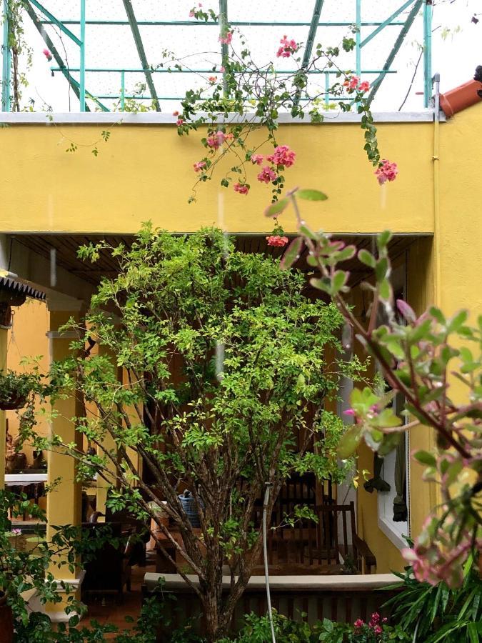 Leranda Homestay Hue Esterno foto